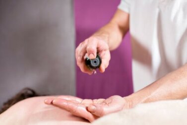 Calmare il dolore neuropatico con gli oli essenziali