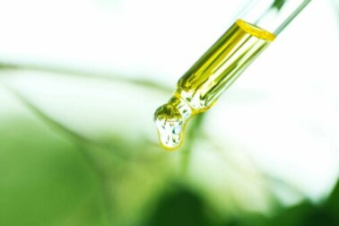 Olio di copaiba: usi, benefici e controindicazioni