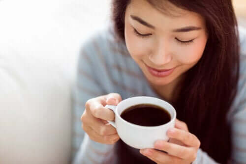Il caffè solubile fa bene alla salute?