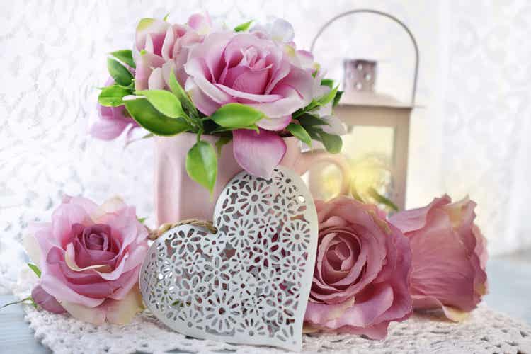 Composizioni floreali rosa.