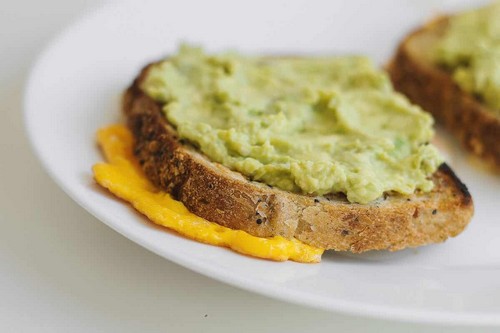 Pane di quinoa e crema di verdure.