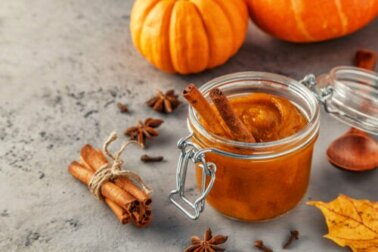 Burro di zucca con le arachidi: ricetta e utilizzi in cucina