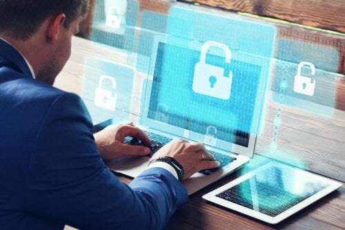 Proteggere i dati personali: 8 consigli per navigare in sicurezza