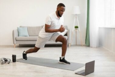 Allenamento eccentrico per le gambe: vantaggi e 6 esercizi consigliati