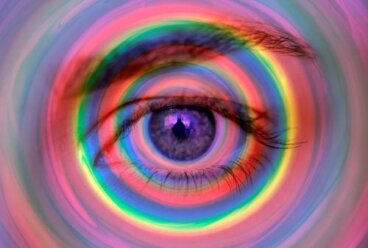 Stress visivo o astenopia: 8 sintomi che ci aiutano a rilevarlo