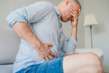 Dolore al fegato: possibili cause e trattamenti
