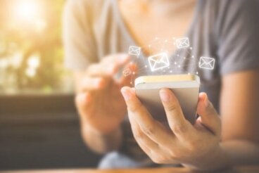 Il ragazzo che ti piace non risponde ai messaggi: che fare?