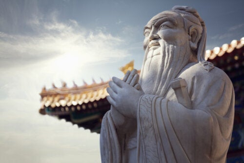 Importanti contributi di Confucio in psicologia e filosofia