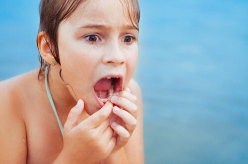 Trauma ai denti da latte: cosa fare?