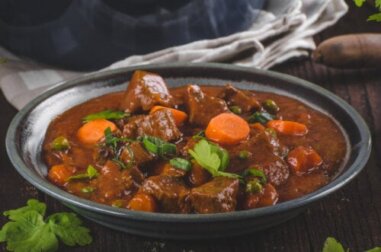 Spezzatino di agnello: una ricetta deliziosa!