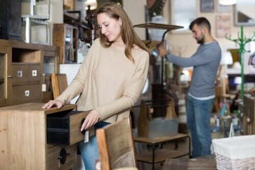 12 oggetti da non comprare usati