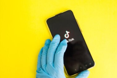 TikTok: rimedi casalinghi che possono essere dannosi
