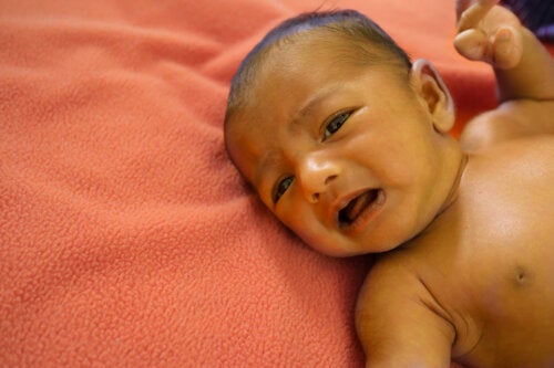 Nuovo focolaio di epatite infantile: cause, sintomi, prevenzione e cura