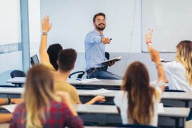 Di cosa si occupano i filosofi e perché sono importanti?