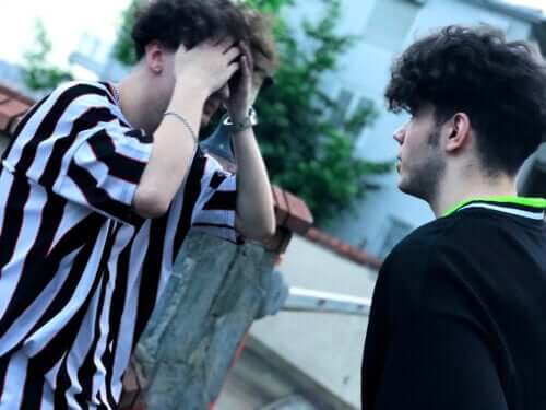 Superare la fine di un'amicizia grazie a 6 consigli