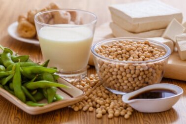 Mangiare soia aumenta il rischio di cancro al seno?