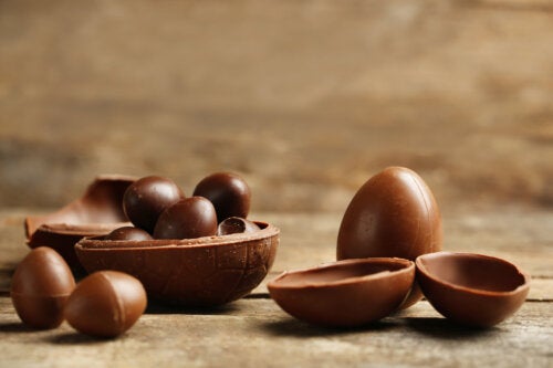 Ricetta per preparare le uova di cioccolato a casa