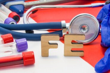Cos'è la transferrina e quali sono i suoi livelli normali?