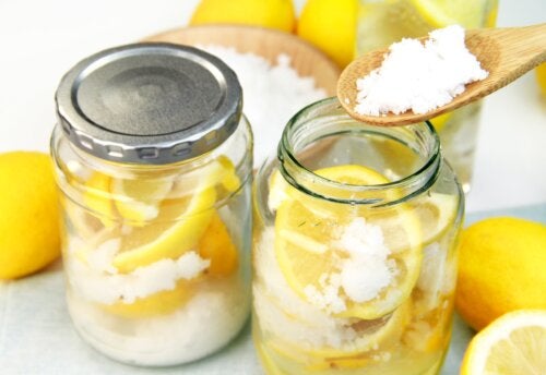 Fa male mangiare il limone con il sale?
