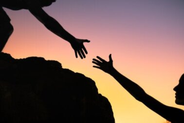 Sindrome del salvatore: se aiuti tutti, chi aiuta te?