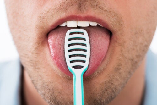 Suggerimenti per pulire correttamente la lingua