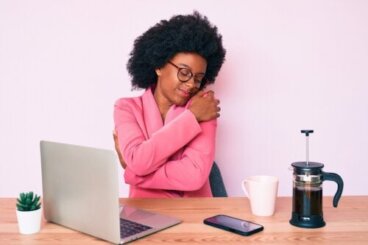 Come aumentare l'amor proprio in 10 passi