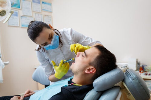 Anestesia locale in odontoiatria: benefici e rischi