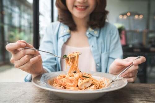 3 alimenti da evitare in estate, la pasta