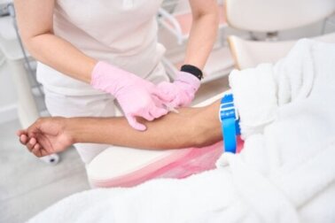 Salasso terapeutico: che cos'è e quando è consigliato?