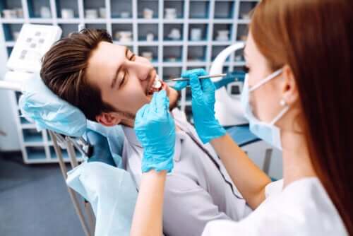 Apicectomia dentale: cos'è e quali sono i suoi benefici