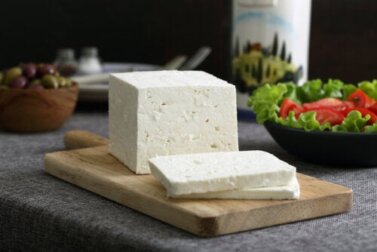 Le persone con diabete possono mangiare il formaggio?