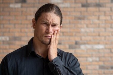 Dolore alla mandibola dovuto allo stress: come combatterlo?