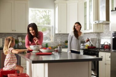 Cucine con isola: vantaggi e svantaggi