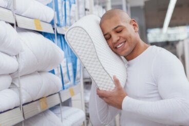 Quanto spesso si deve cambiare il cuscino? Scoprite come scegliere il più adatto a voi