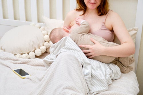 Come prevenire le screpolature dei capezzoli durante l'allattamento al seno