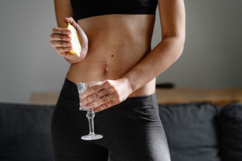 Qual è il momento migliore per bere succo di limone e perdere peso?