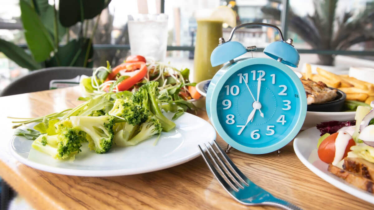 8 alimenti che NON interrompono il digiuno intermittente