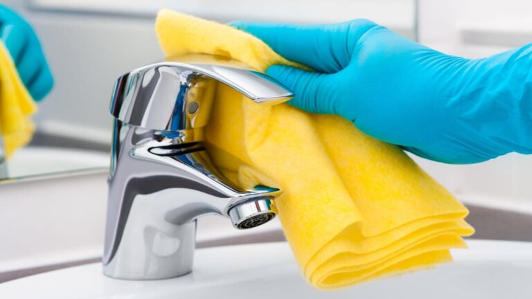 Come rimuovere il calcare dai rubinetti e mantenerli in buone condizioni