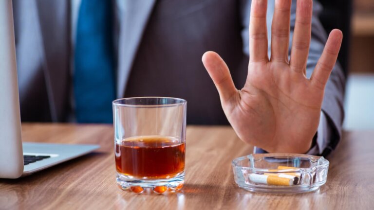 Tabacco e alcol: l'impatto sulla qualità dello sperma spiegato dalla scienza