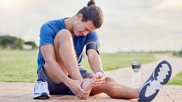 7 errori che causano dolore al piede nei corridori principianti