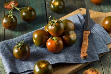 Pomodoro Kumato o nero: nutrienti e caratteristiche